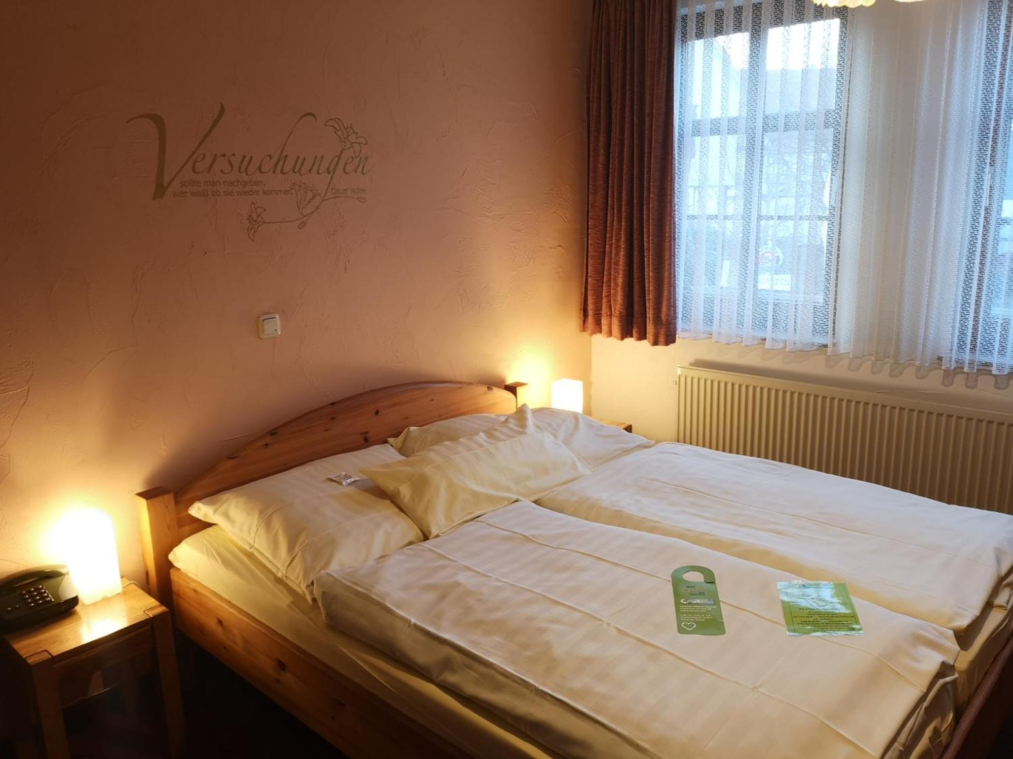 Hotel Goldflair Am Rathaus Korbach Exterior photo
